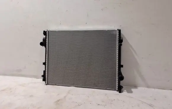 Mercedes-Benz GLC C254 Coolant radiator A0995002102