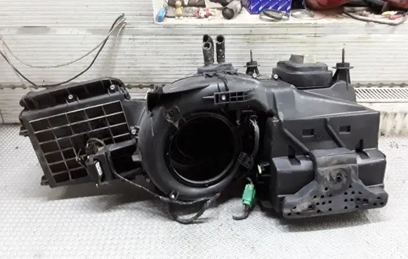 Lincoln LS Interior heater climate box assembly XW4H19693AC
