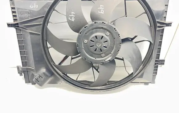 Mercedes-Benz C W203 Electric radiator cooling fan A2035001693