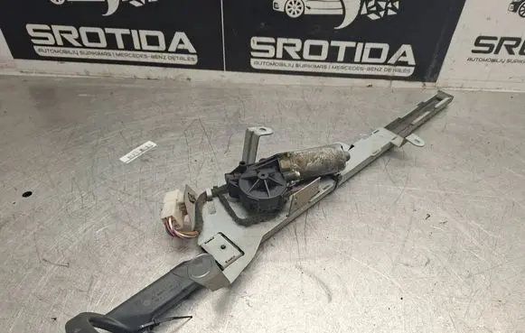 Mercedes-Benz CLK A209 C209 Seat belt adjustment motor 2038600282 0132004319