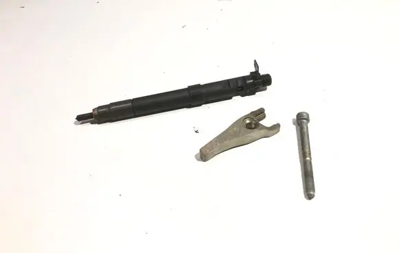 Fuel injector