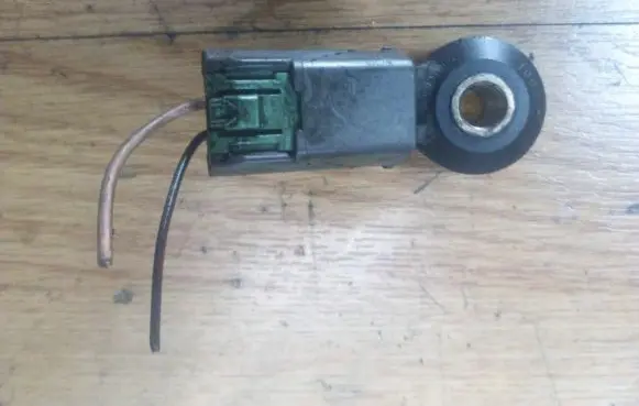Nissan Almera N16 Detonation knock sensor s107218001