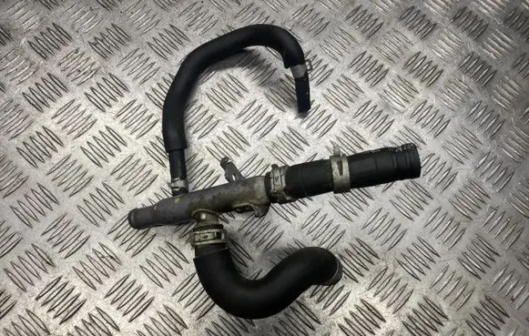 Mercedes-Benz X-class W470 Coolant pipe/hose 