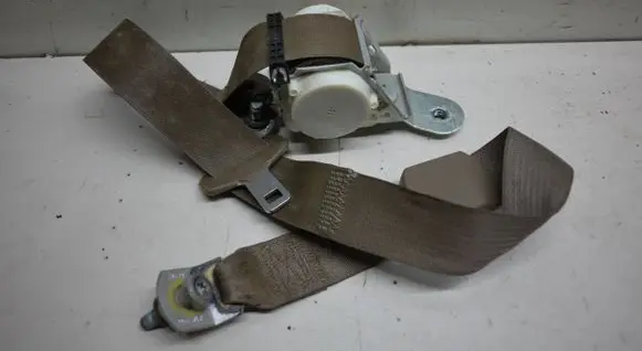 Chrysler Town & Country V Rear seatbelt P0ZV70HL5AC