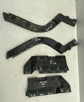 Volvo S40 Rear bumper mounting bracket 31265594 BP8BB 31265595