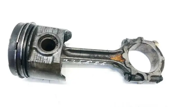 Nissan Almera N16 Piston with connecting rod