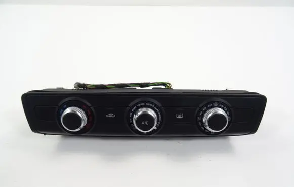 Audi A3 S3 8V Climate control unit 8V0820047F