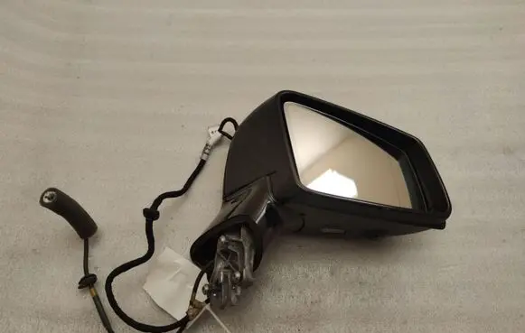 Mercedes-Benz CLS C218 AMG Front door electric wing mirror A2188105119