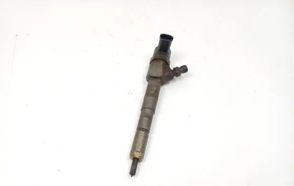Fuel injector