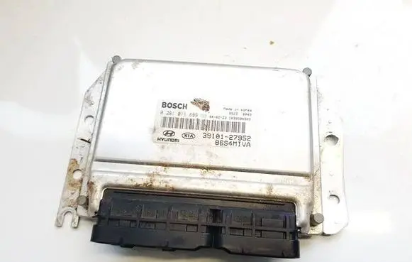 Hyundai Santa Fe Engine control unit/module 0281011889 3910127952