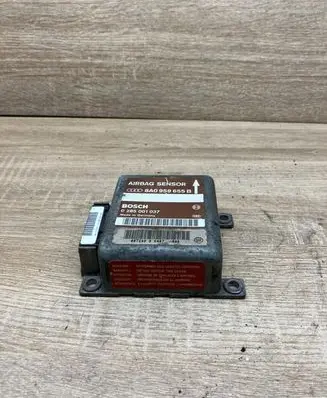 Audi A4 S4 B5 8D Airbag control unit/module 8A0959655B 0285001037