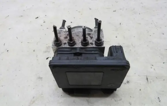 Volkswagen PASSAT B8 ABS Pump 3Q0907379R