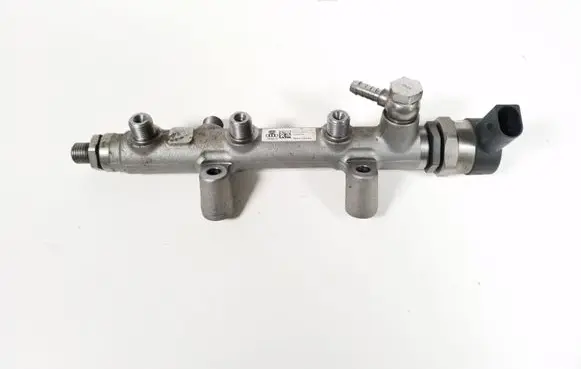 Audi A7 S7 4G Fuel main line pipe 059130090BT