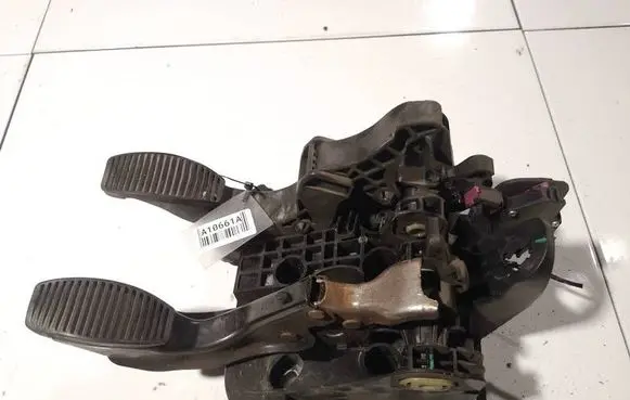 Ford Ka Clutch pedal 