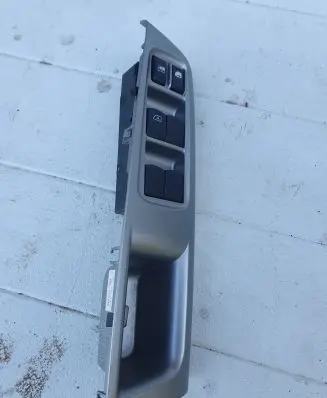 Subaru Forester SH Electric window control switch