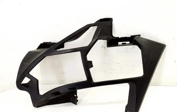 Peugeot 5008 II Front bumper mounting bracket 9815337680