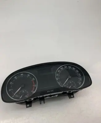 Speedometer (instrument cluster)