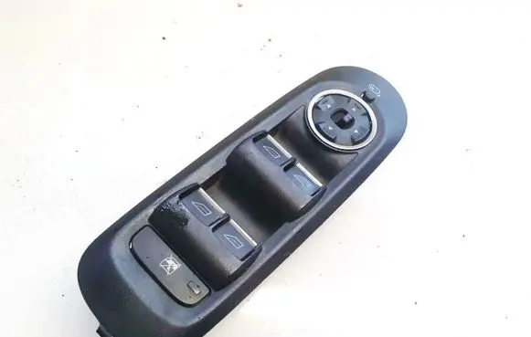 Ford Mondeo MK IV Electric window control switch 7s7t14a132bc 7s7t-14a132-bc