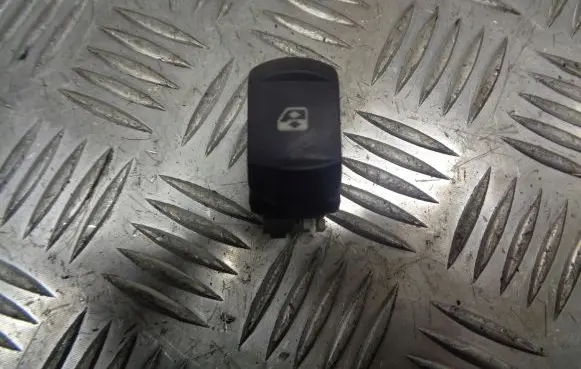 Renault Vel Satis Quarter vent window switch 28082