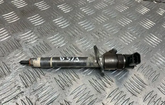 Volvo V50 Fuel injector 30750283