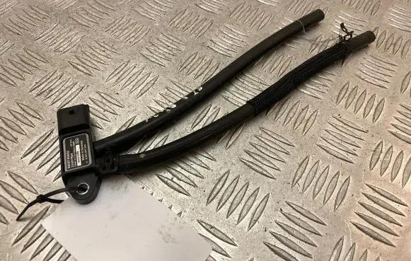 Volvo XC90 Exhaust gas pressure sensor 31697984