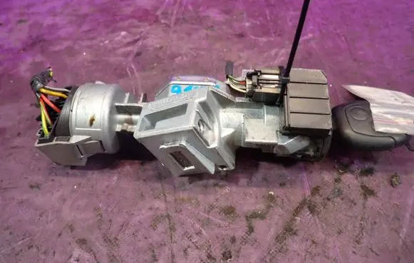 Ford Focus C-MAX Ignition lock 