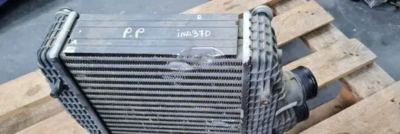 Maserati Quattroporte Intercooler radiator 16474840 151214 154004C348
