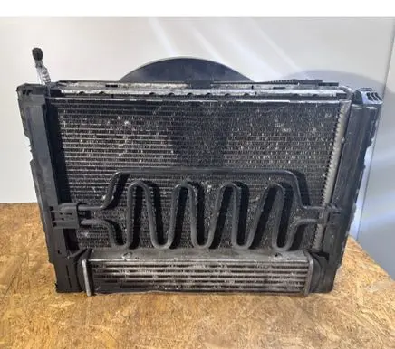 BMW 3 E90 E91 Radiator set 7789796 4240997 EMC880