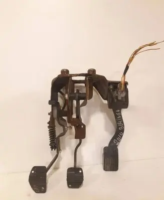 Citroen Berlingo Pedal assembly 0943201206