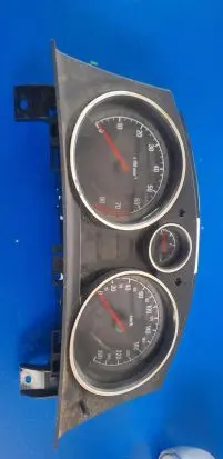 Opel Zafira B Speedometer (instrument cluster) 13225979 SW6607