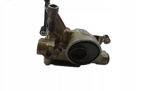 Audi A6 S6 C5 4B Oil pump 078115105
