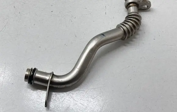 Nissan Rogue Turbo turbocharger oiling pipe/hose 151976RC0A