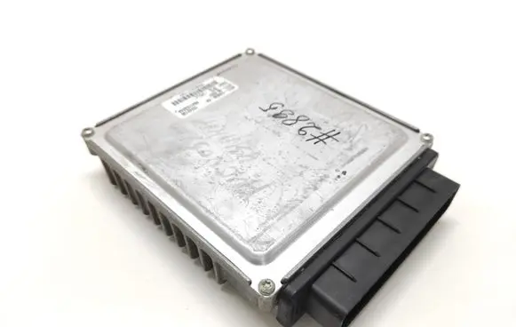 Ford Mondeo Mk III Engine control unit/module 4S7112A650HA R0411C024A 12242130