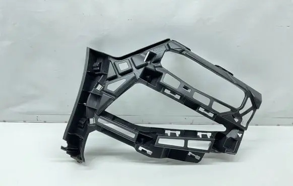 Volkswagen Golf Sportsvan Front bumper mounting bracket 510807724G