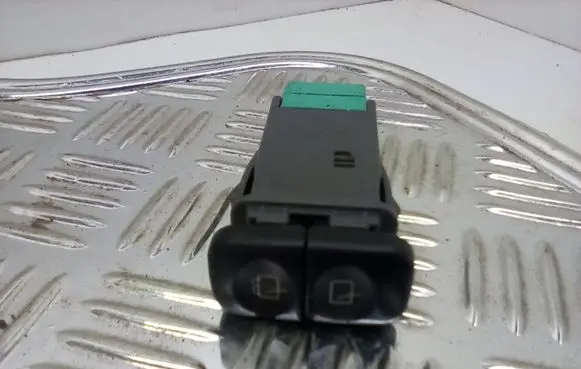 KIA Sportage Wiper switch 