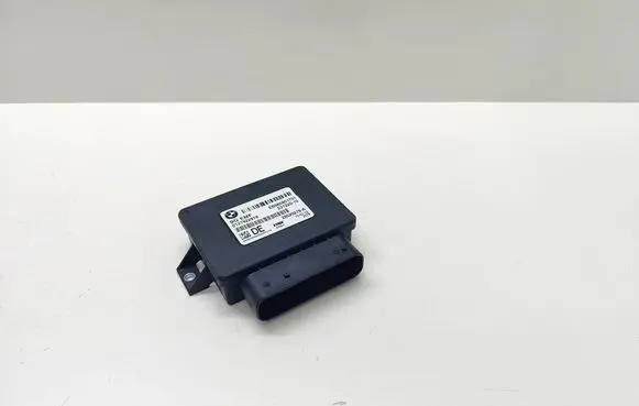 BMW 5 F10 F11 Hand brake control module 6858017 685801701 23122010