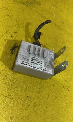 BMW X3 E83 Charging relay 