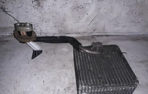 Audi A6 S6 C5 4B Air conditioning (A/C) radiator (interior) 