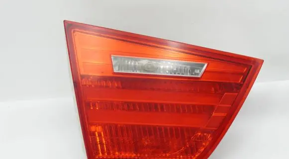 BMW 3 E90 E91 Tailgate rear/tail lights 7154161