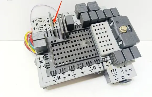 Volvo S80 Fuse module 9441586