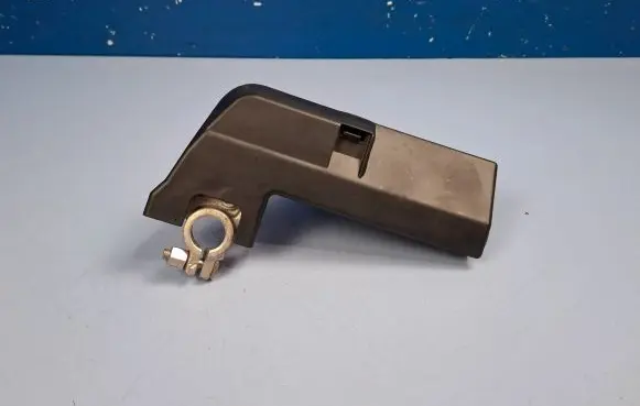 Audi Q5 SQ5 Battery relay fuse 4F0915519