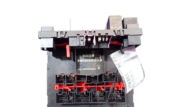 Audi A3 S3 A3 Sportback 8P Central body control module 