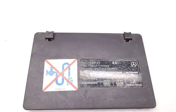 Mercedes-Benz Sprinter W901 W902 W903 W904 Fuse box cover 9015450103
