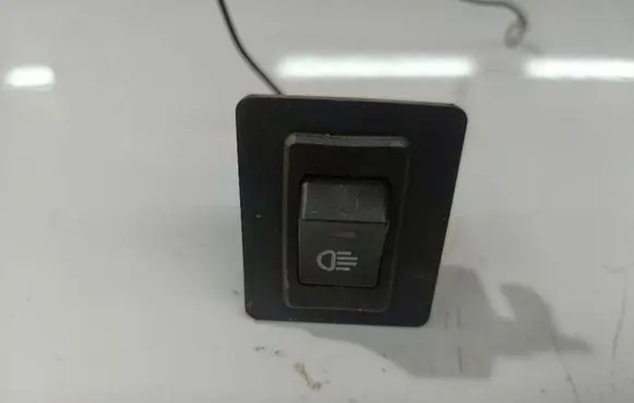 Toyota Yaris Fog light switch 