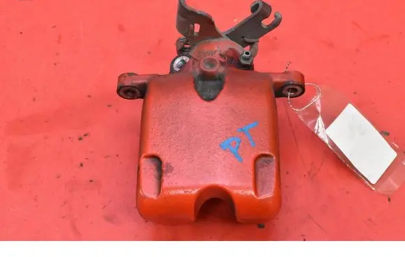 Opel Insignia A Rear brake caliper 