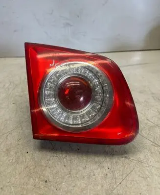 Volkswagen Jetta V Tailgate rear/tail lights 983151