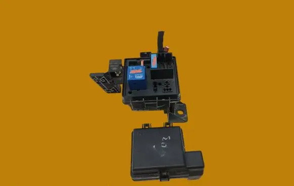 Renault Megane III Fuse box set 020214749