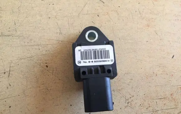 Mercedes-Benz B W245 Airbag deployment crash/impact sensor A1698202226