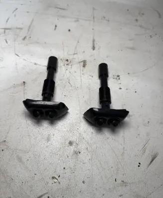 BMW X5 E53 Headlight washer spray nozzle 