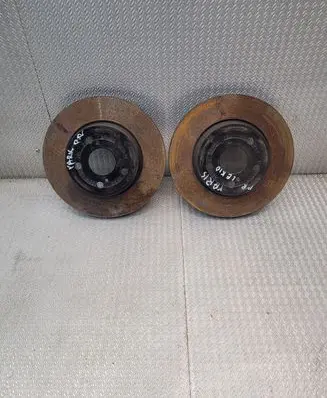 Toyota Yaris XP210 Front brake disc
